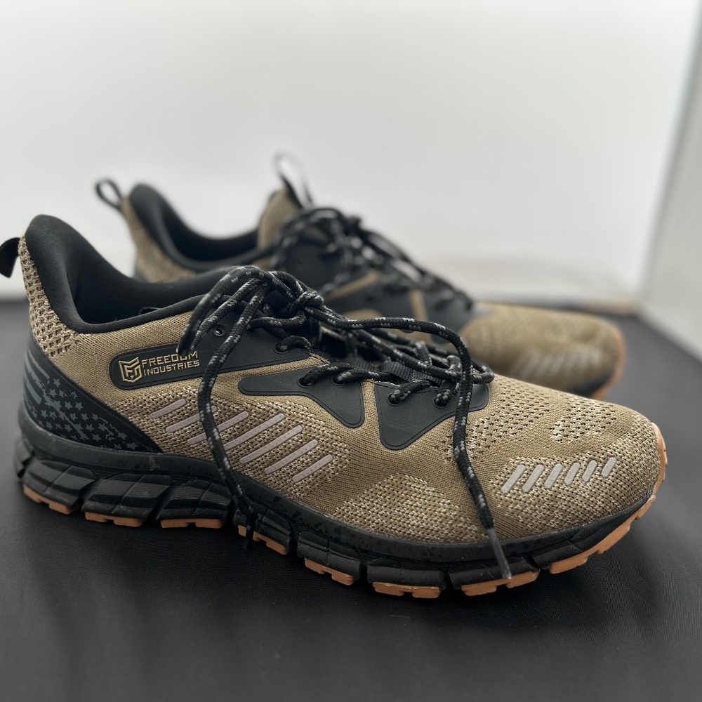 COPY - NWOT Men’s Freedom Industries Sand XP1-RT sneakers